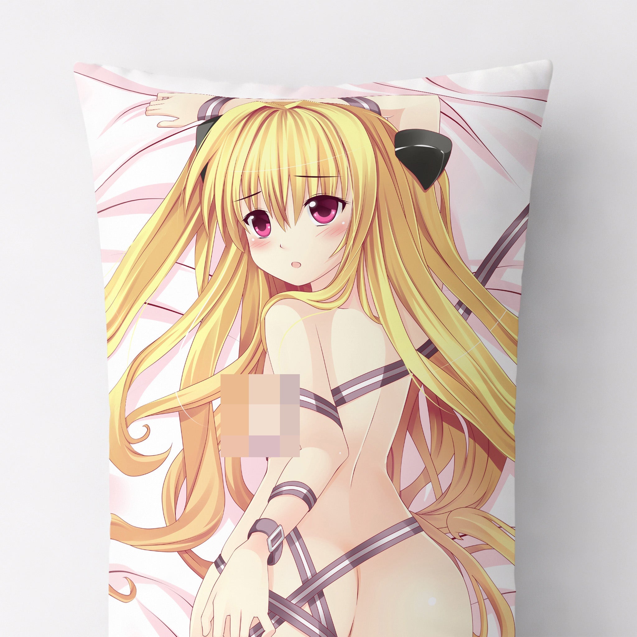 Golden Darkness (Yami) – AnimePillow Fan-Art Edition