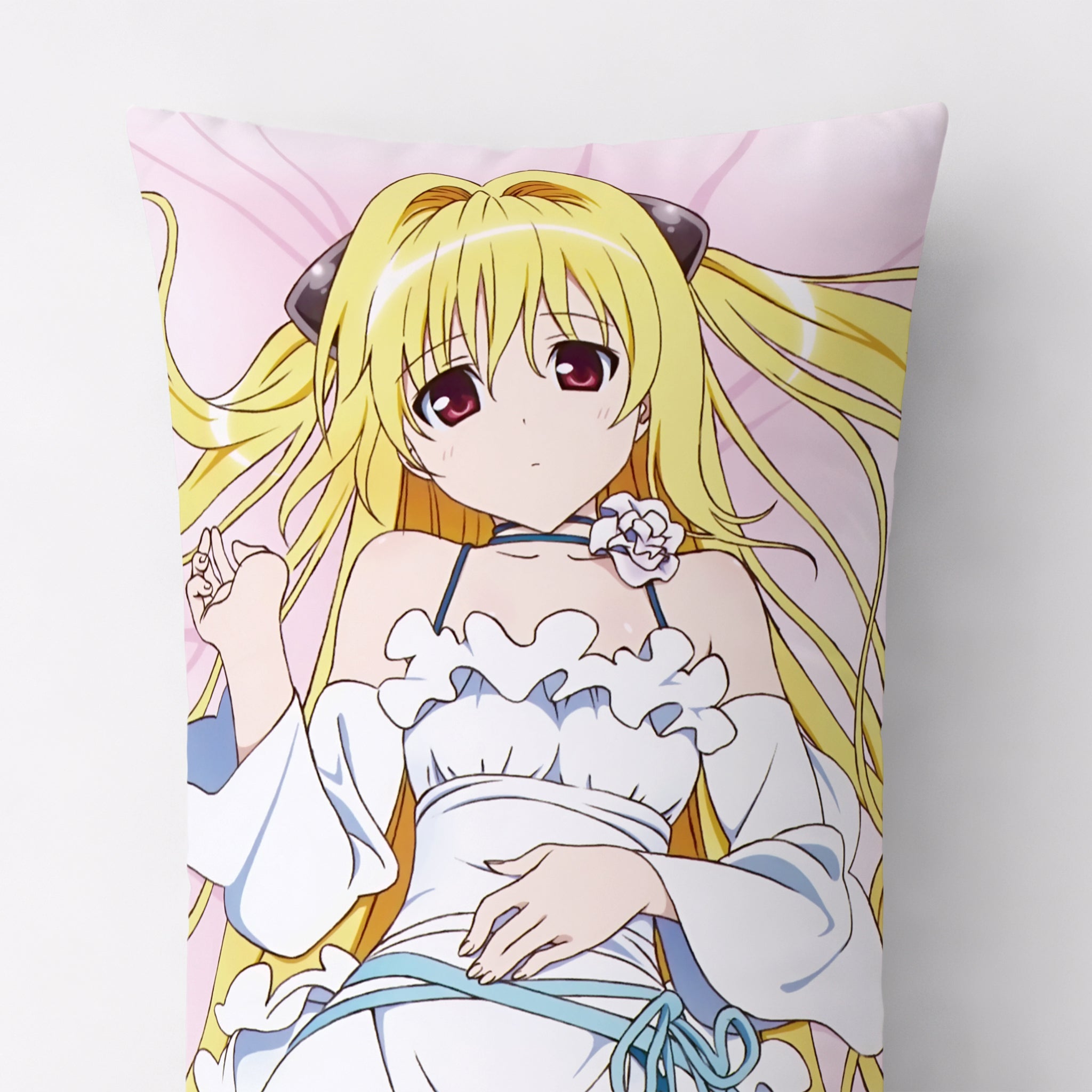 金色の闇 - AnimePillow ファンアートエディション