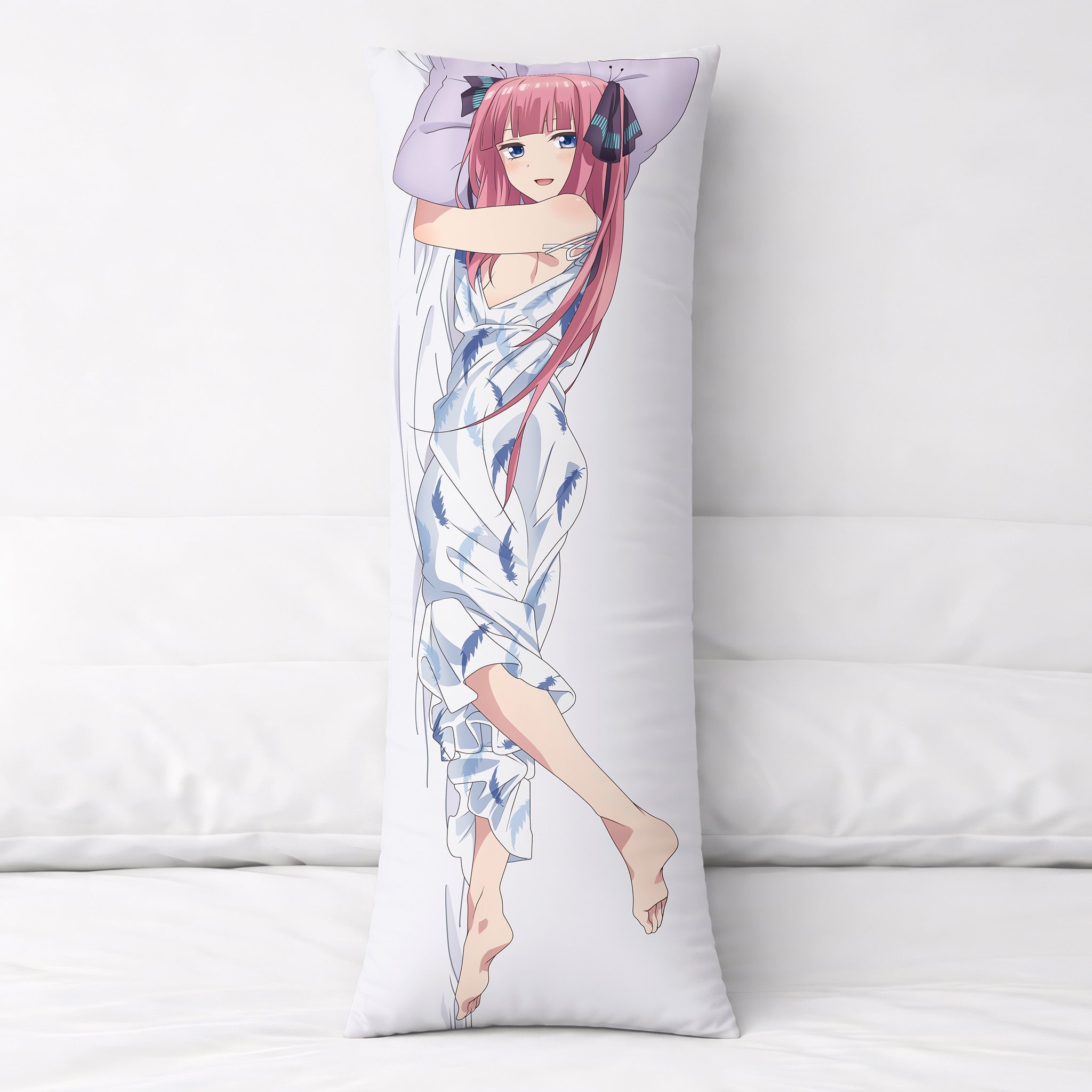 Nino Nakano (Badeanzug-Version) – AnimePillow Fan-Art Edition