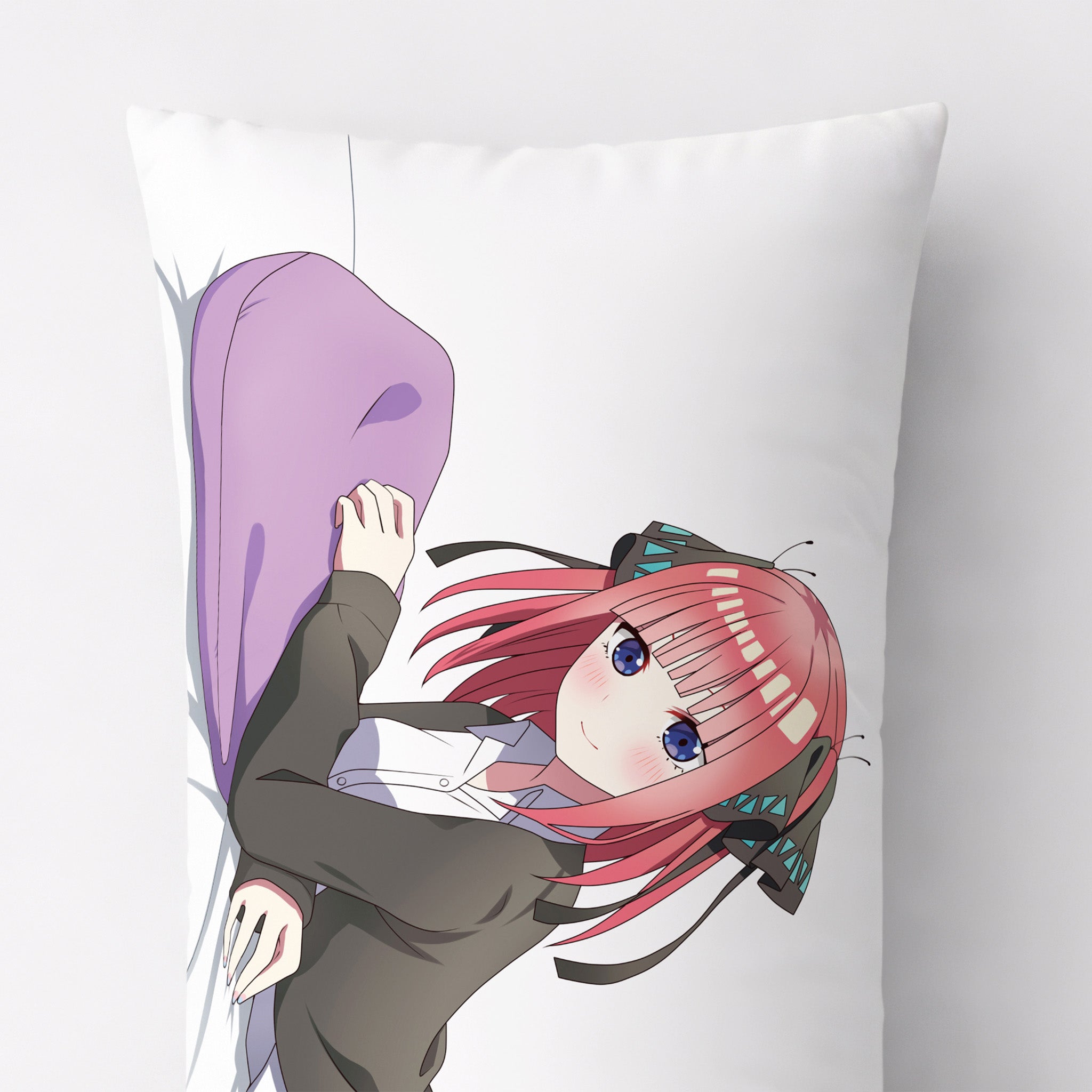 Nino Nakano (Cheongsam-Version) – AnimePillow Fan-Art Edition