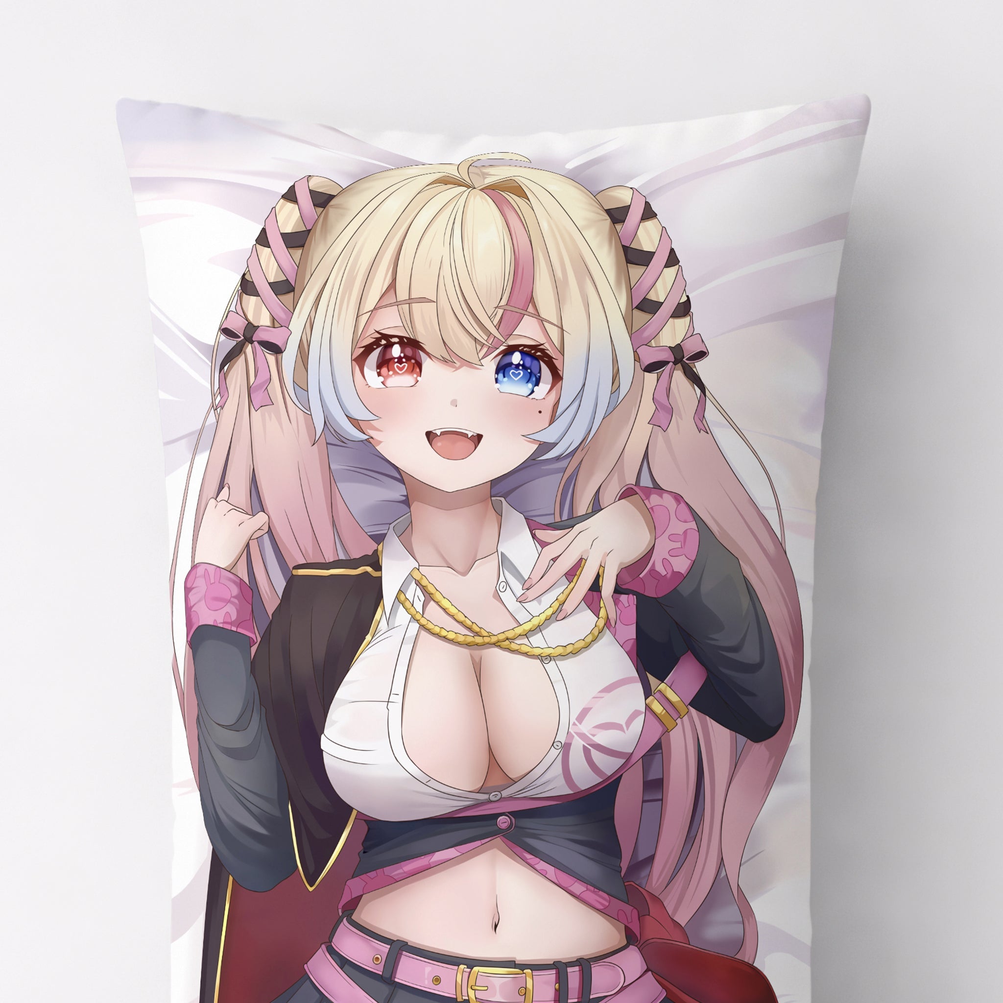 Karen Amachi – AnimePillow Fan-Art Edition