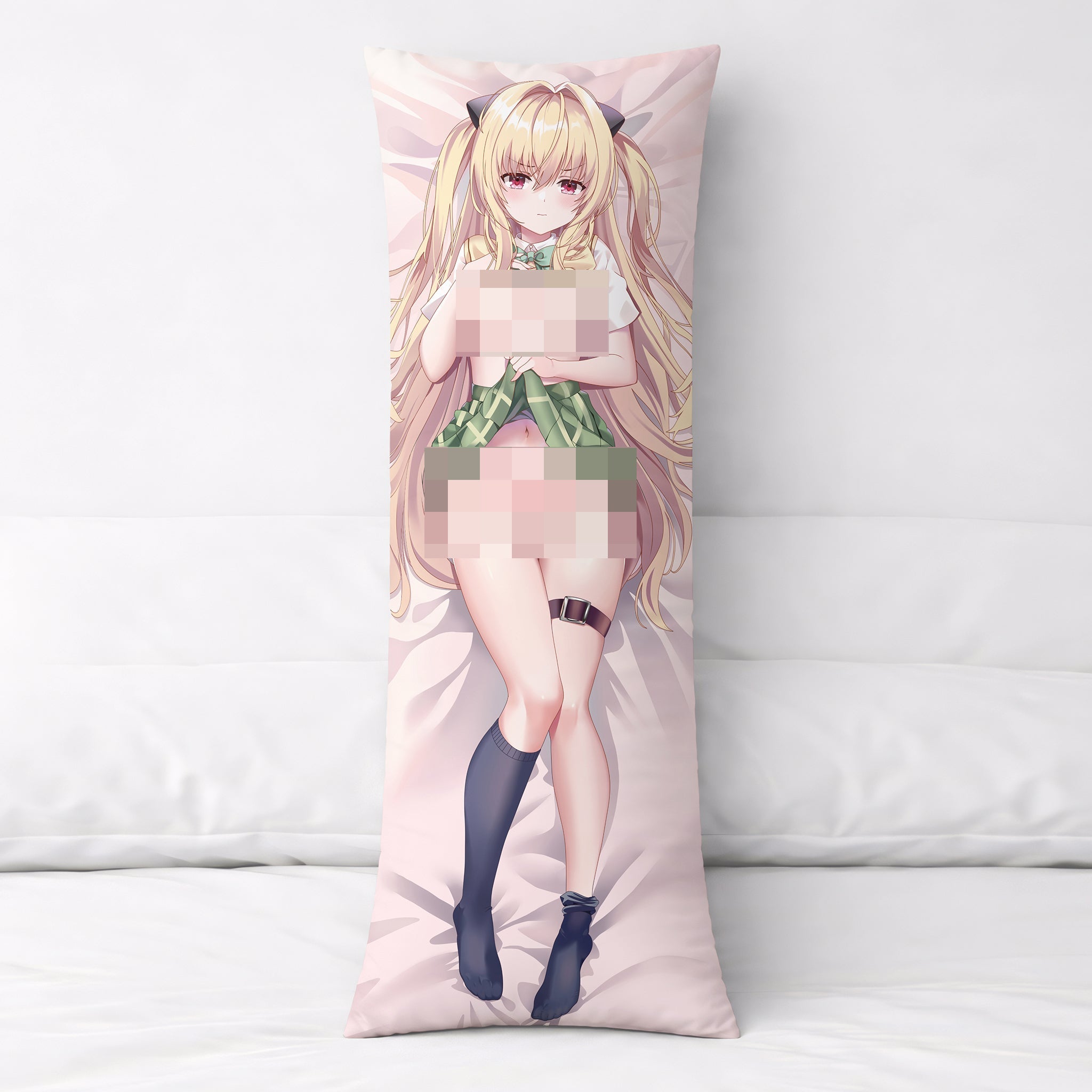 Golden Darkness (Yami-chan) – AnimePillow Fan-Art Edition
