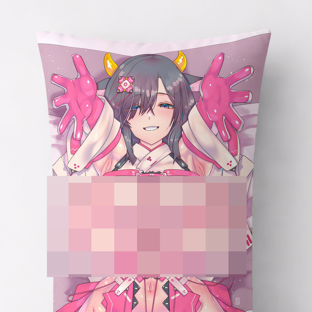 Schwarzhaarige Kuh-Schreinmädchen – AnimePillow Fan-Art Edition
